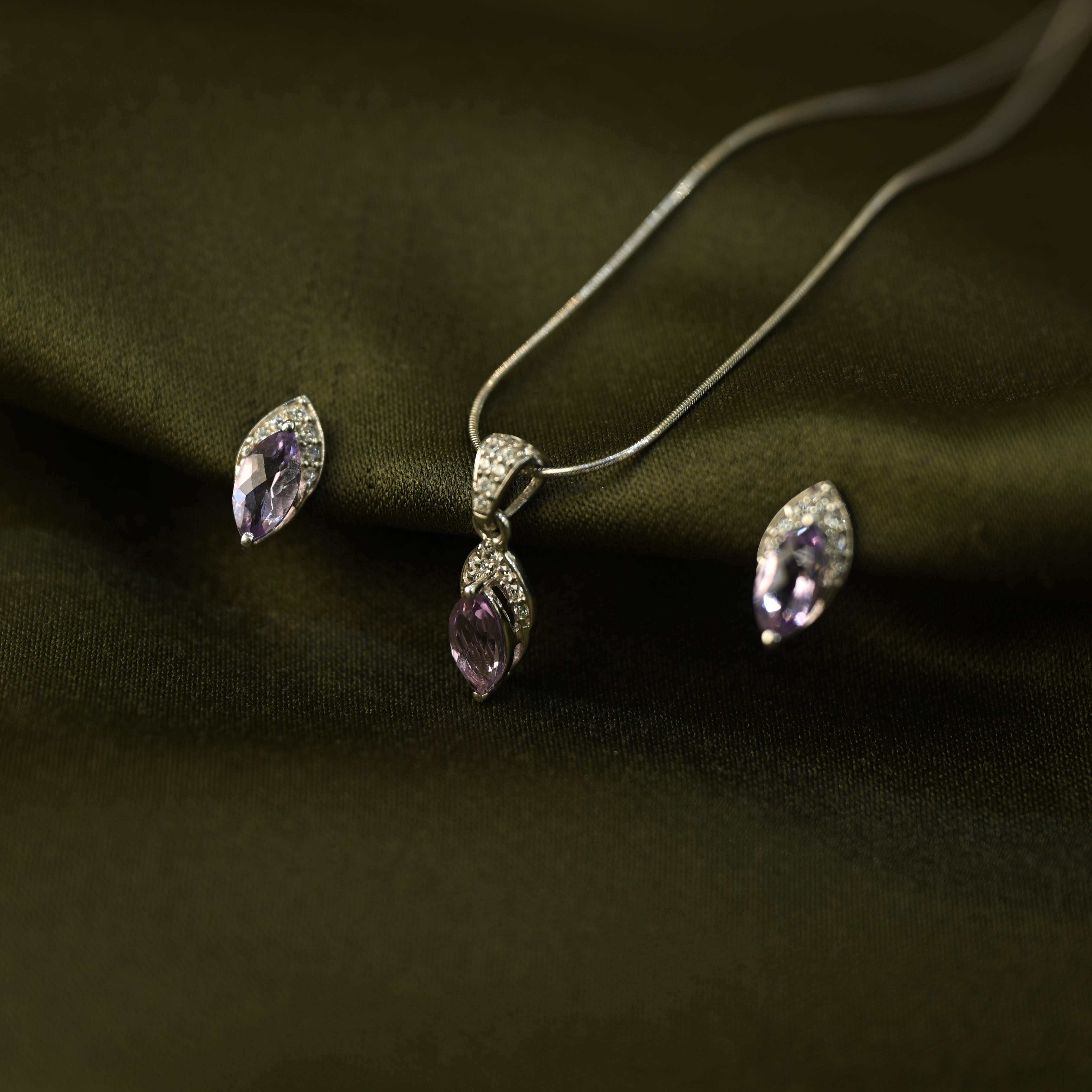 Amethyst Pendant Set