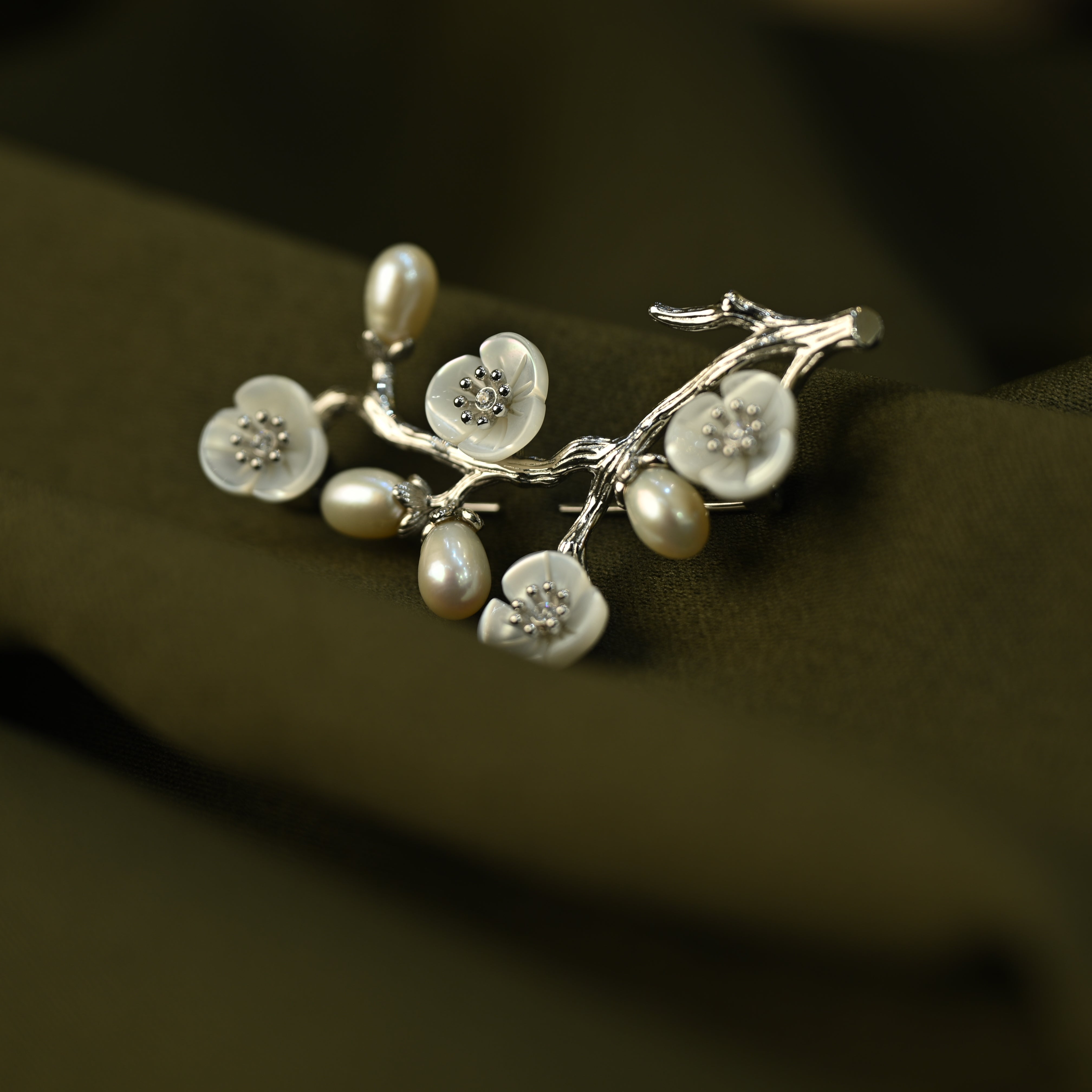 Pearl Blossom Brooch