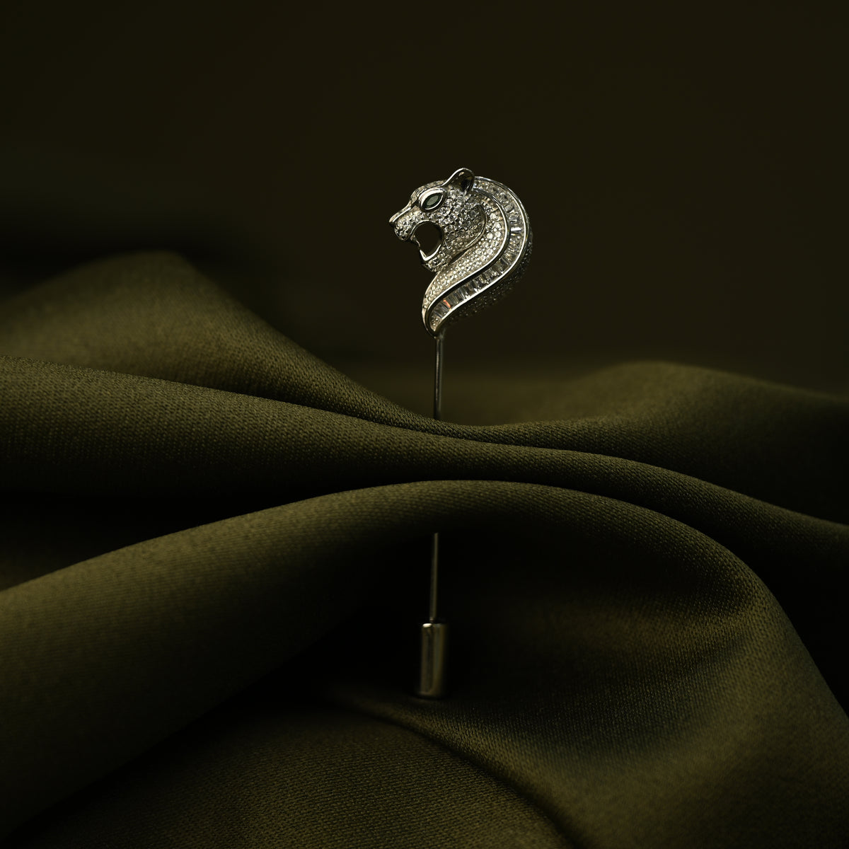 Regal Horsehead Brooch