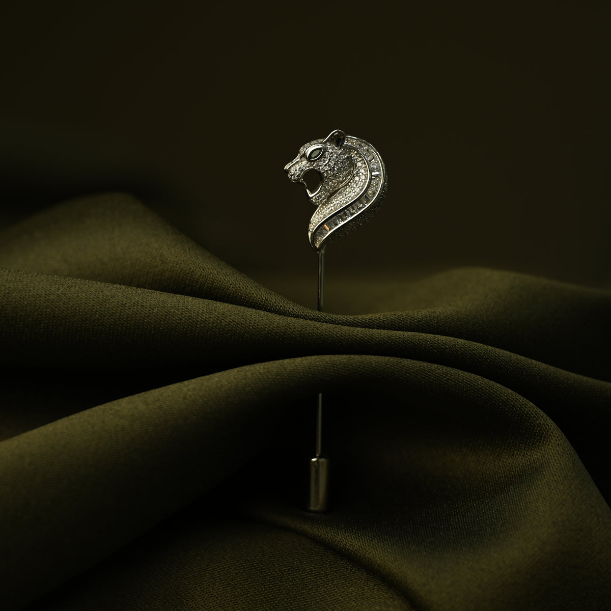 Regal Horsehead Brooch