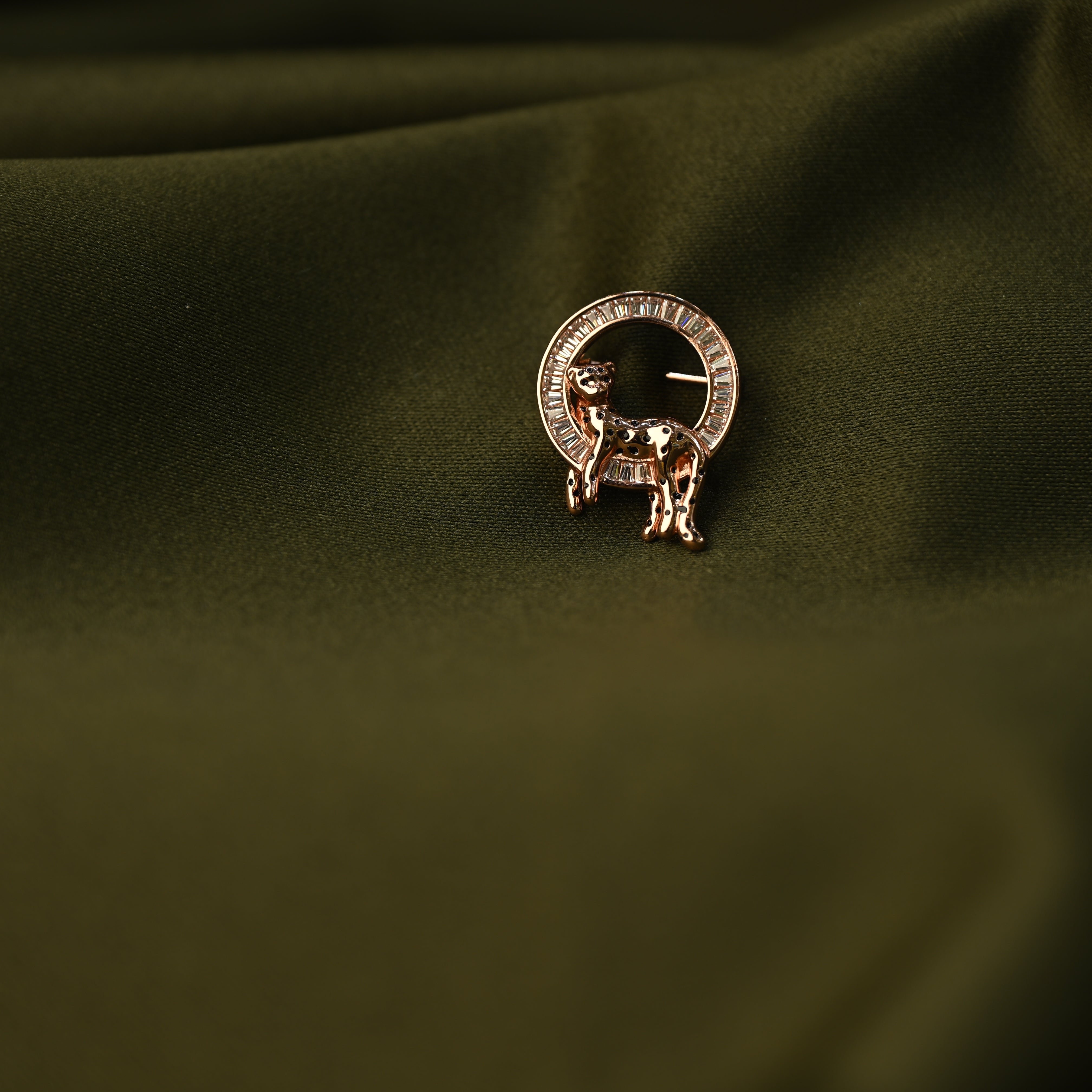 Leopard Halo Brooch