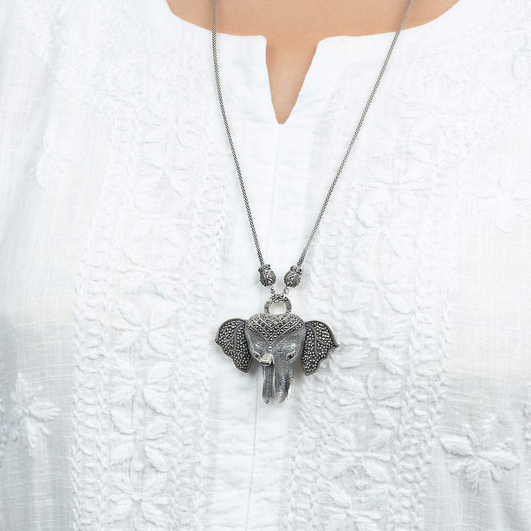 Exquisite Ganesha Pendant With Designer Chain silverhousebyrj