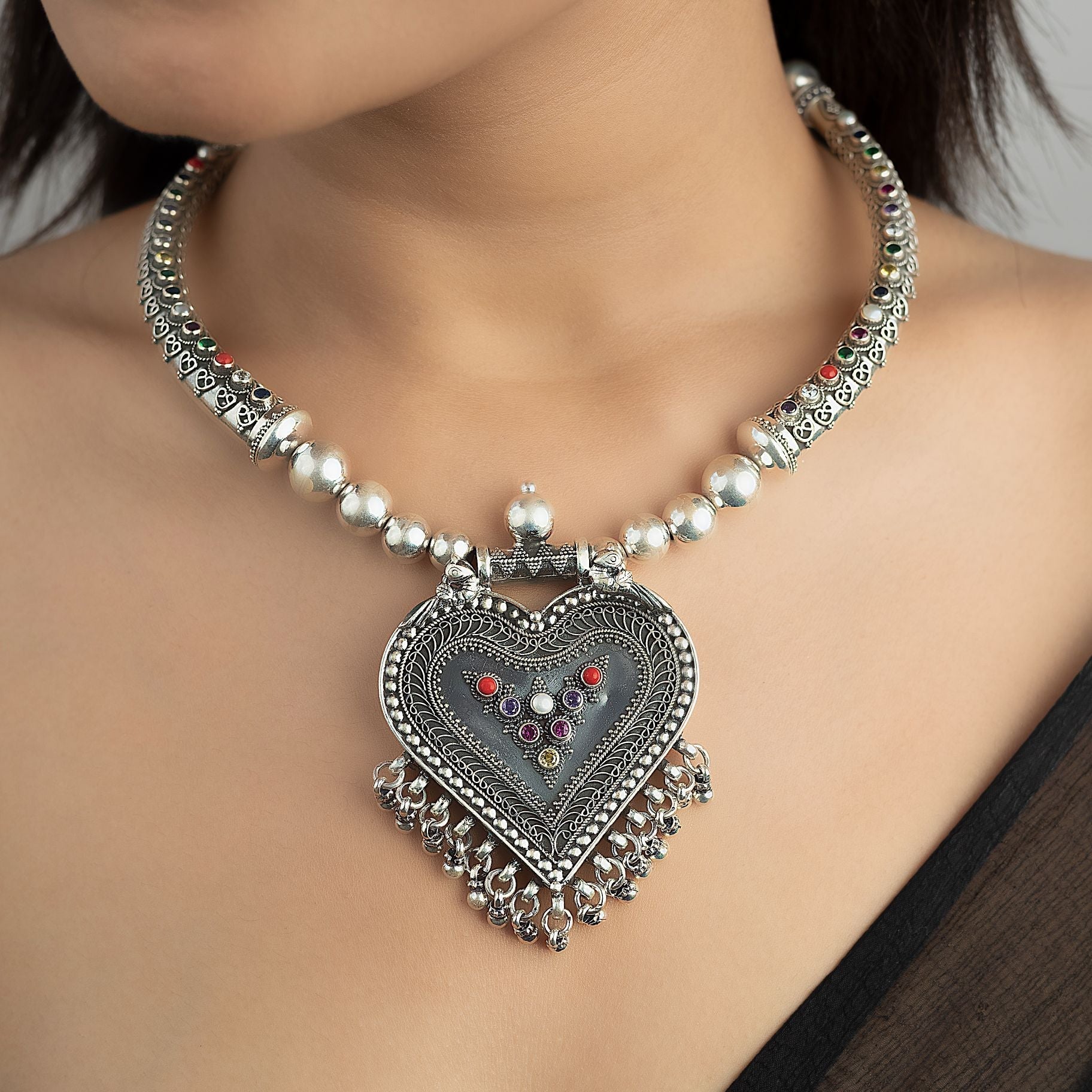 Exquisite Hasli Patterned with Heart Shaped Pendant Necklace silverhousebyrj