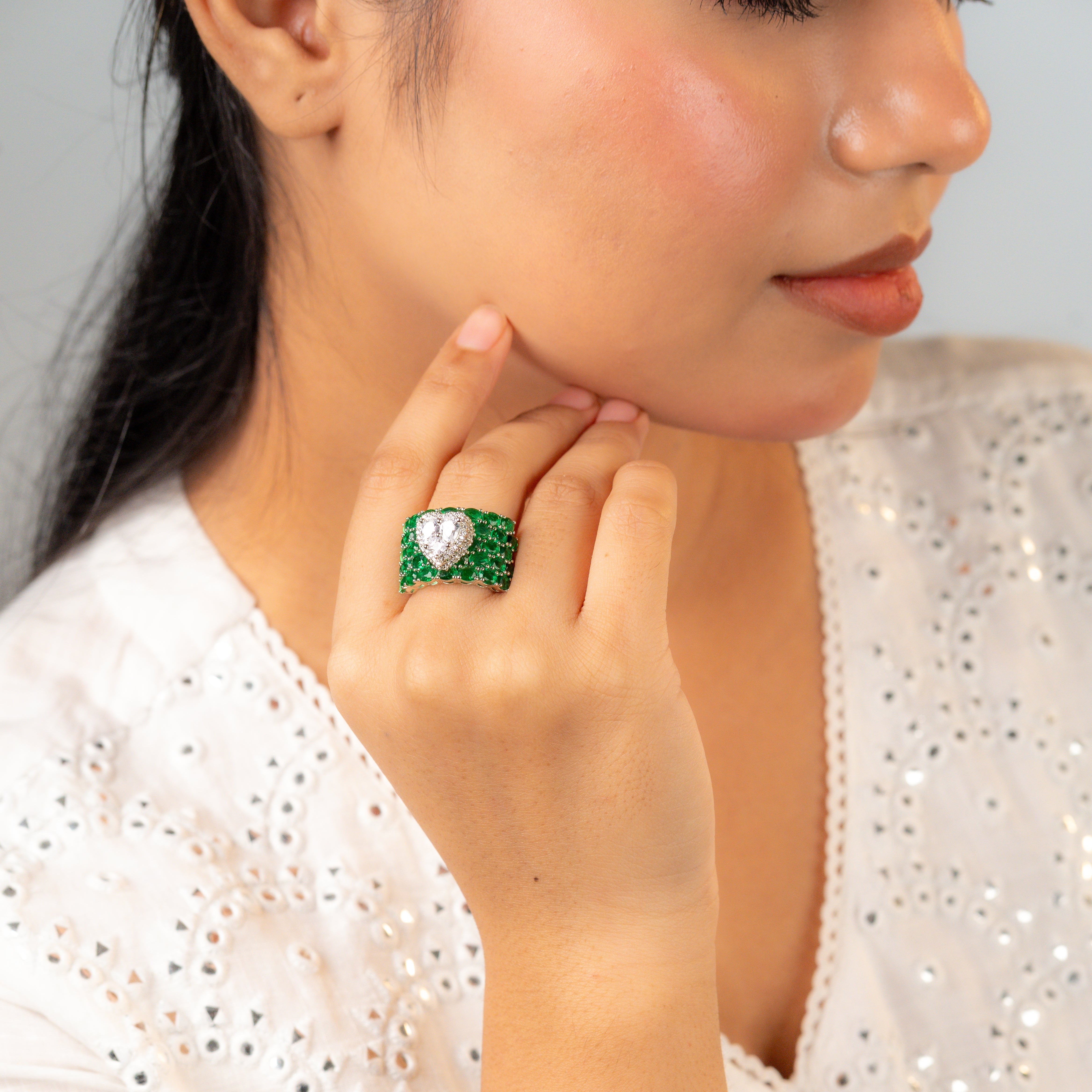 Imperial Emerald Crest Ring