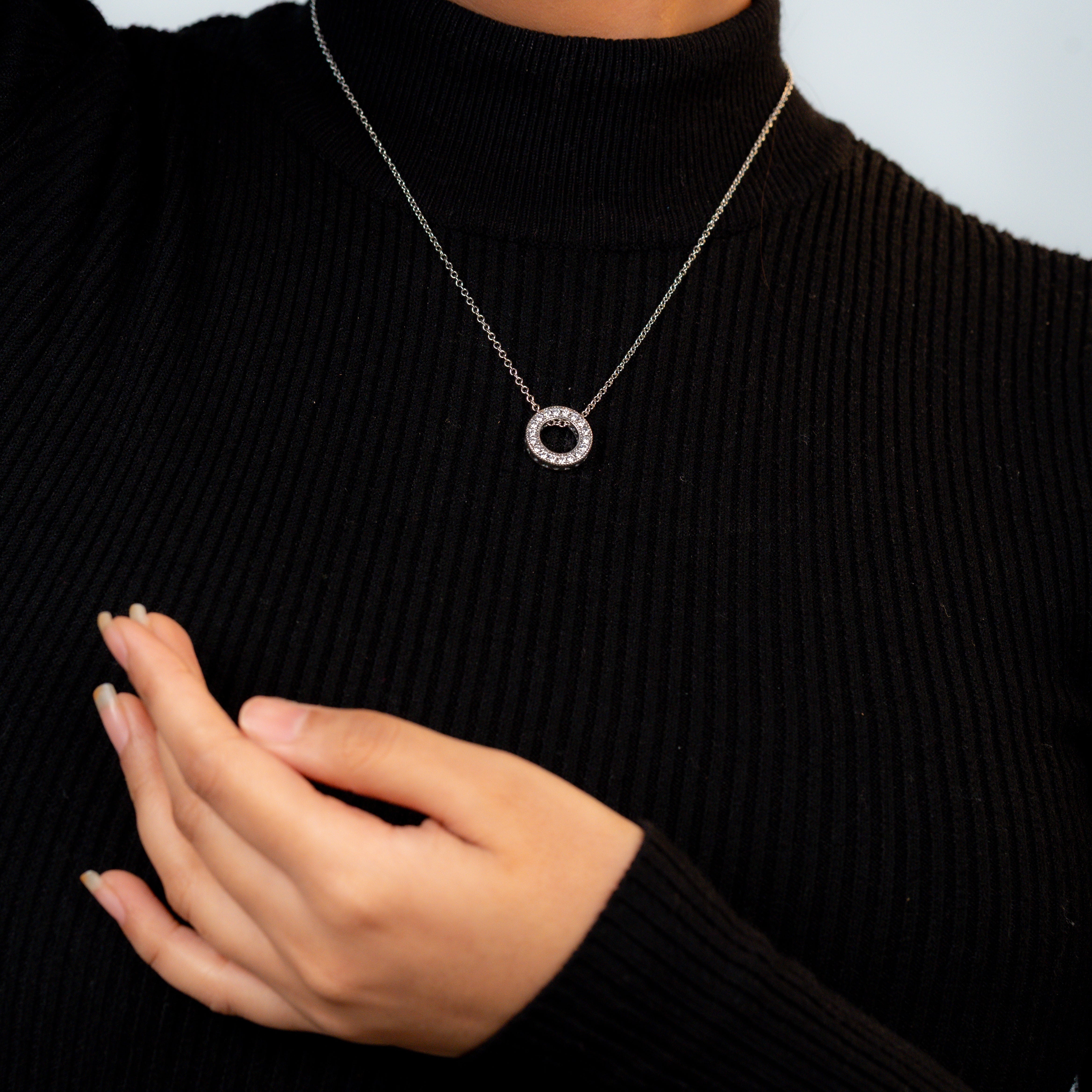 Classic Halo Necklace